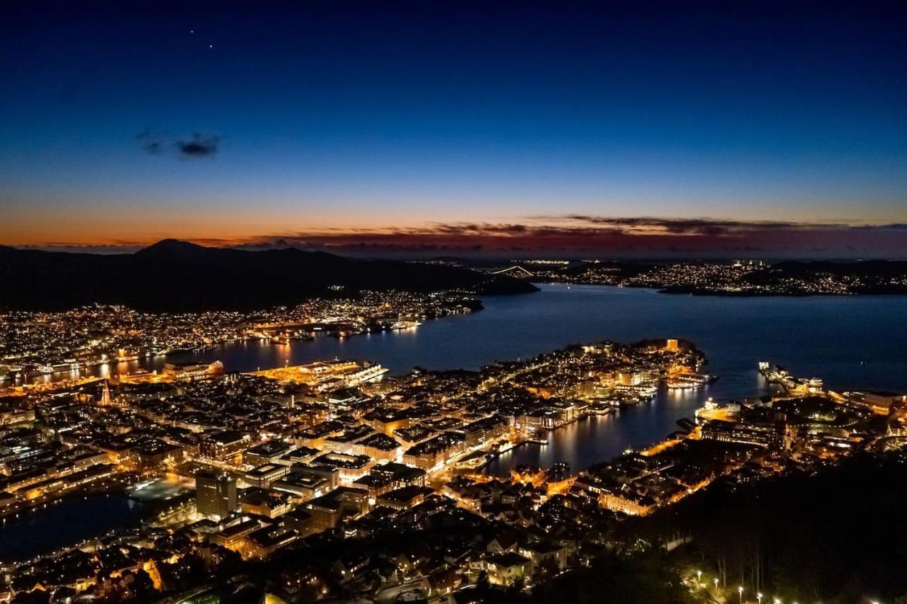 Central Seafront Apartments With Parking And Self Check-In! Bergen Buitenkant foto