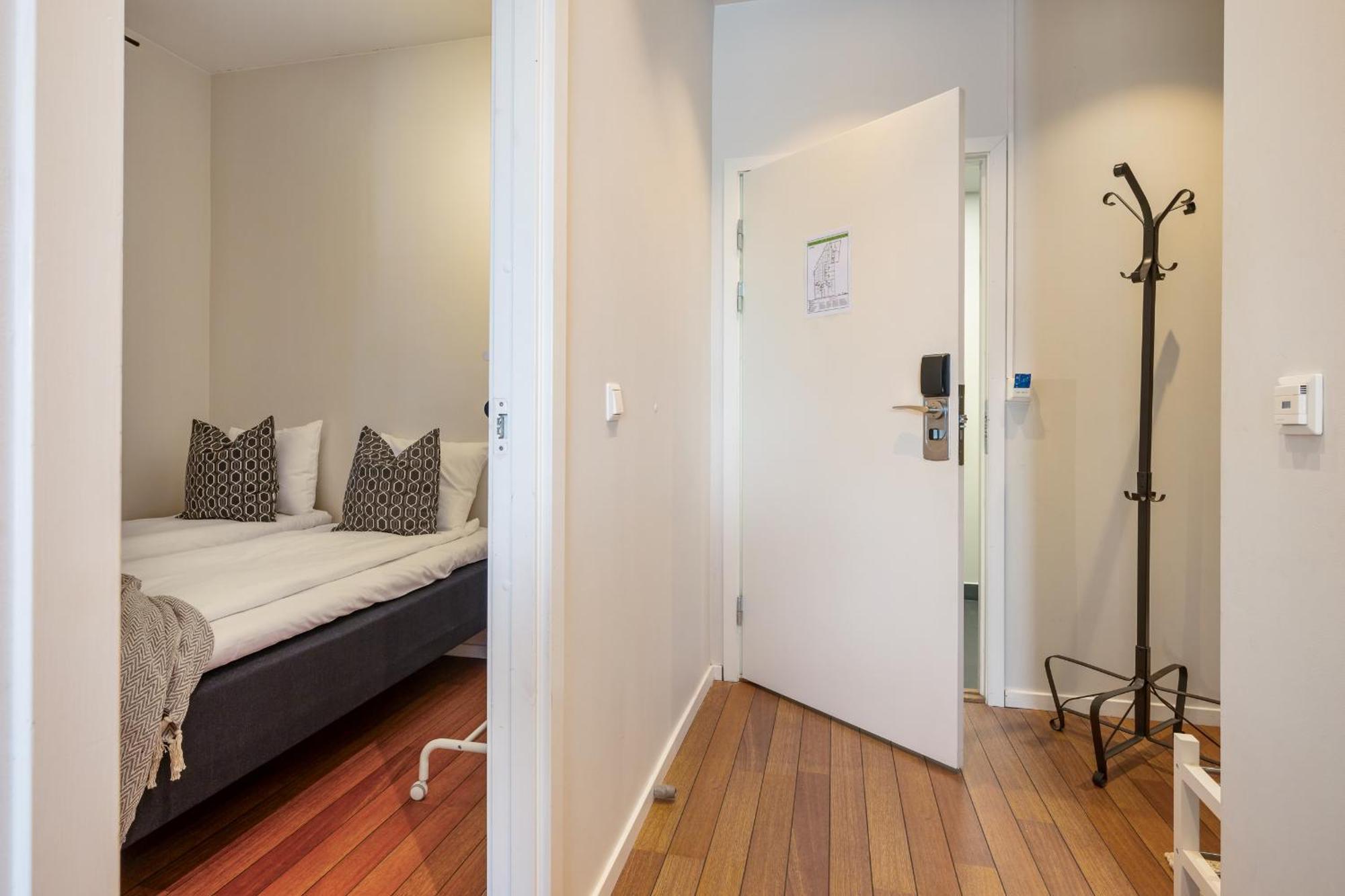 Central Seafront Apartments With Parking And Self Check-In! Bergen Kamer foto