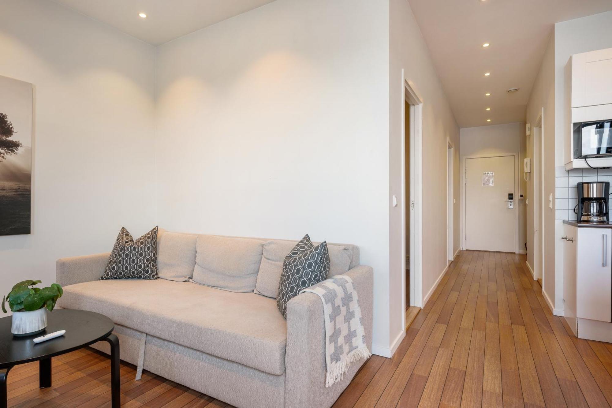 Central Seafront Apartments With Parking And Self Check-In! Bergen Kamer foto